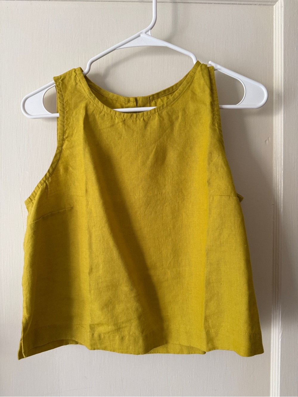 NWOT Not Perfect Linen Bay crop top, greenish mustard, size M